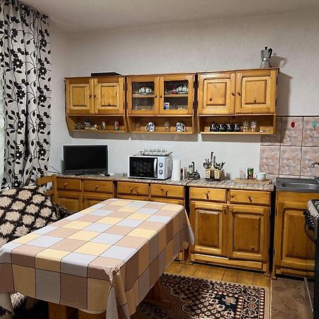 Villa Casa Danut à Vidra  Extérieur photo